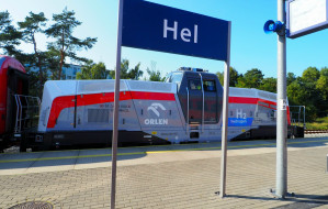 Pierwsza lokomotywa wodorowa wyruszyła z Gdyni do Helu