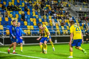 Arka Gdynia - Miedź Legnica 2:1. Kibice przed i na stadionie