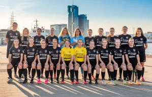 Trenuj futbol w Checzy Gdynia