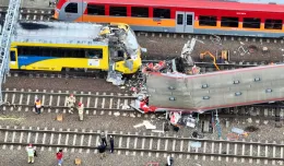 Pociąg, który brał udział w wypadku w Gdyni, nie był pusty. Szukają pasażerów