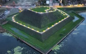 "Gdańskie piramidy" będą świecić
