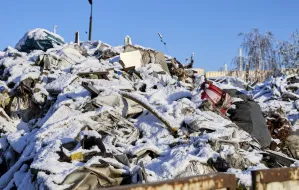 Milion złotych kary za wysypisko, ale śmieci nie znikają