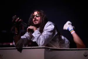 Jowiszja, czyli Michał Szpak w Drizzly Grizzly. Tłumów nie było