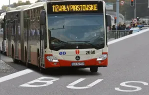 Kamera w autobusie sprawdzi kto jeździ po buspasie
