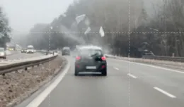 Lód spadający z aut jest zagrożeniem
