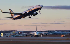Pasażer potrzebował pomocy, samolot lądował w Gdańsku