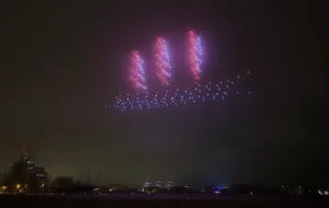 Efektowny pokaz dronów nad Gdynią