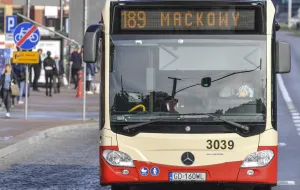 Mieszkańcy południa Gdańska dostali autobus, ale zabrano im przystanek