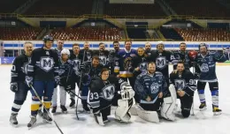 Media Team, czyli hokej na lodzie dla dziennikarzy. Jacek Kamiński rozpoczął