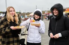 Planuj Tydzień: Kwiat Jabłoni, Kayah, Wersow, Wielka Szama i Targi Rzeczy Ładnych