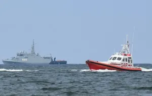 Tak przebiegała akcja ratownicza nurka przy Westerplatte. W czwartek szukać go będzie Marynarka Wojenna