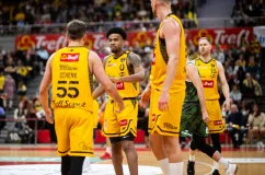 Trefl Sopot - Śląsk Wrocław 79:82. Koszykarze zapraszaja do galerii