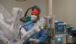 Lekarze z Gdańska z pierwszą w kraju robotyczną operacją przepukliny