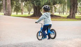Dzień Dziecka 2024. Jaki rower, rolki czy hulajnogę wybrać na prezent?