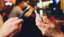 E-papierosy bez nikotyny będą zakazane nieletnim. Koniec ze sprzedażą przez automaty