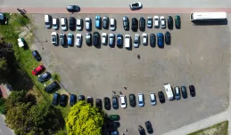 Jarmarkowy parking park&ride się sprawdza. Powinien być cały rok?