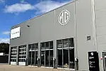Plichta z kolejną chińską marką aut w ofercie. Drugi salon MG w Gdańsku