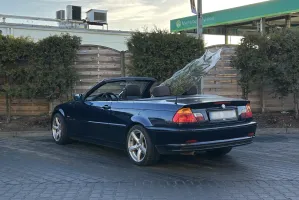 Problem z transportem choinki? Na ratunek... kabriolet