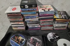 Gdzie wyrzucić płytę CD? Jak prawidłowo utylizować płyty kompaktowe?