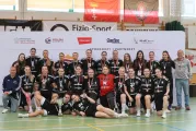 Unihokeistki i unihokeiści z brązowymi medalami mistrzostw Polski