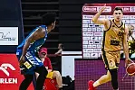 Trefl Sopot i AMW Arka Gdynia zmieniły herby. Jakub Schenk przedłużył kontrakt.