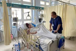 Urazy narządów czy krwiaki mózgu. Nastolatkowie po kraksach na hulajnogach