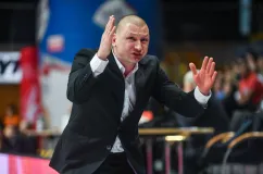 AMW Arka Gdynia zmienia sztab trenerski. Krzysztof Szubarga opuszcza klub