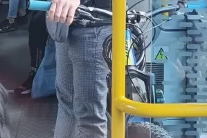 Rower w tramwaju to często draka