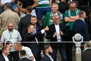 Lechia Gdańsk - Motor Lublin 3:3. Prezydent Karol Nawrocki w "młynie" kibiców