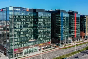 Allegro tnie "zdalną" i likwiduje oddział w Gdańsku