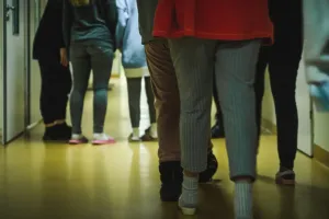 Otwarcie o zdrowiu psychicznym. " Dzieci radzą sobie same tylko w bajkach"