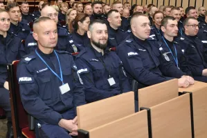Kandydaci na policjantów nie będą musieli wyjeżdżać. Rekordowe zainteresowanie służbą