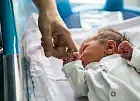 Coraz więcej dzieci do adopcji, coraz mniej rodziców
