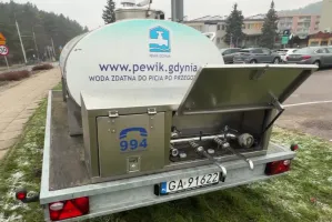 Woda w Gdyni już zdatna do picia? "Oficjalne wyniki badań w piątek"