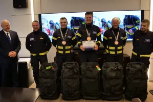 Strażacy z LOTOS Straży. Mistrzowie w sporcie i codziennej pracy