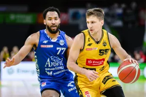 Energa Trefl Sopot rzuciła 100 punktów i przełamała złą passę na wyjeździe