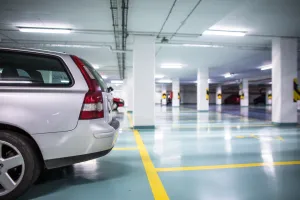 Co zrobić, gdy ktoś parkuje na moim miejscu parkingowym w garażu podziemnym?