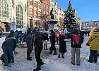 Rozdają darmowe posiłki potrzebującym pod Neptunem