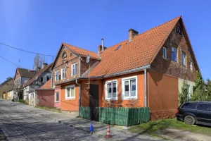 Brat mieszka w domu po rodzicach i nie chce spłacić? Tak odzyskasz swoje pieniądze