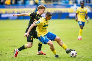 Arka Gdynia uratowana przez 19-latka? Oskar Kubiak: Cały czas będę mierzył wysoko