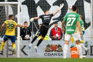 Arka Gdynia o najważniejszym celu na derby. Damian Węglarz: Przejść do historii