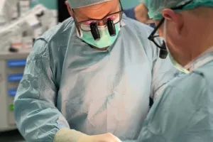 Pierwsza robotyczna operacja serca na Pomorzu. "Zabieg na bijącym sercu"