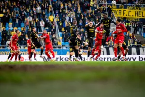 Piotr Rzepka: Szansą Arki Gdynia jest nieprzewidywalność i nielogiczność ligi