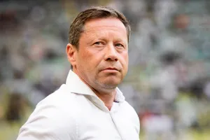 Dariusz Banasik o krok od stanowiska trenera Arki Gdynia