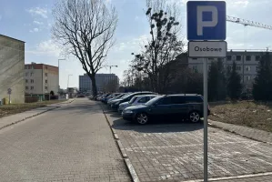 Parkomat mylił kierowców. Płacili za postój, choć nie musieli
