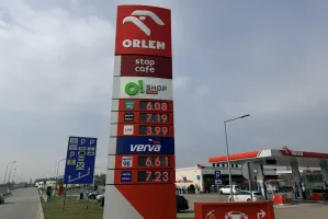 Cena na autostradzie o złotówkę niższa niż kiedyś
