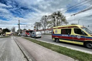 Trolejbus z przedszkolakami zderzył się z autem
