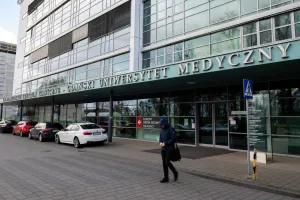 Szpital przekłada terminy badań do pół roku. "Na TK czeka 7,5 tys. osób"
