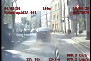 Pościg wąskimi uliczkami Nowego Portu