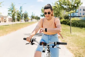 Ile kcal spala jazda na rowerze? Oto ile kalorii spalisz na rowerze w godzinę